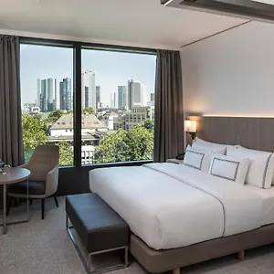 Otel Melia Frankfurt